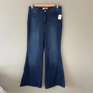 We The Free Women’s Flare Pants size 31 NWT